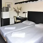 Amsterdam Fauquemont 2* 法尔肯堡