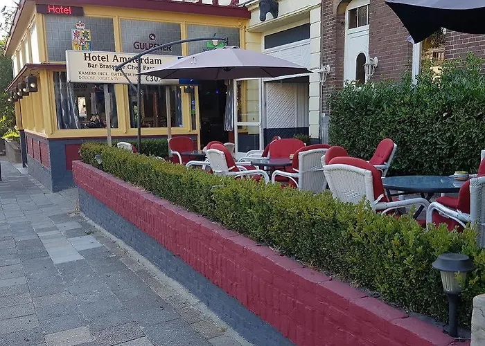 Готель Amsterdam Fauquemont 2*