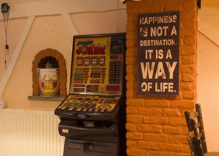 Готель Amsterdam Fauquemont 2*